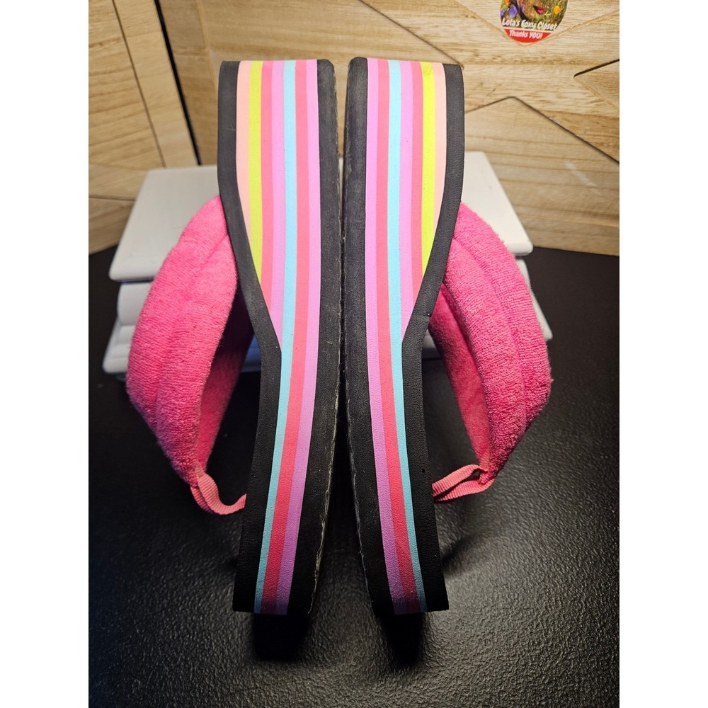 No Boundaries Pink Multi-Stripe Platform Flip Flop Sandals - Picture 2 of 6
